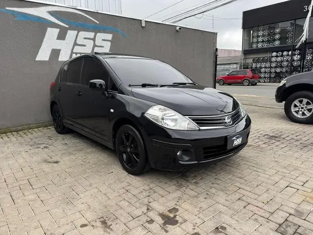 Carro Nissan Tiida 2011 S 1.8 (flex)