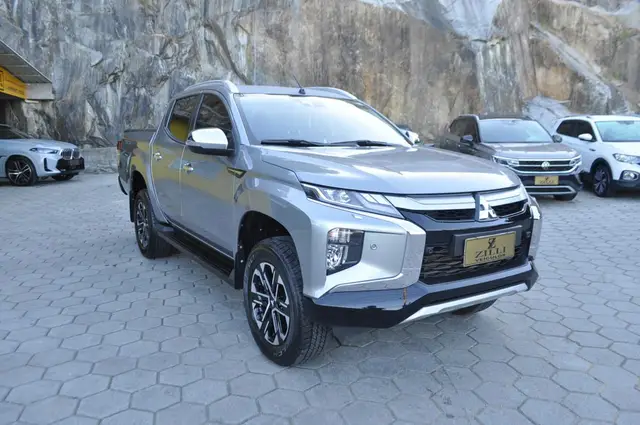 Carro Mitsubishi L200 Triton Sport 2025 HPE-S 2.4
