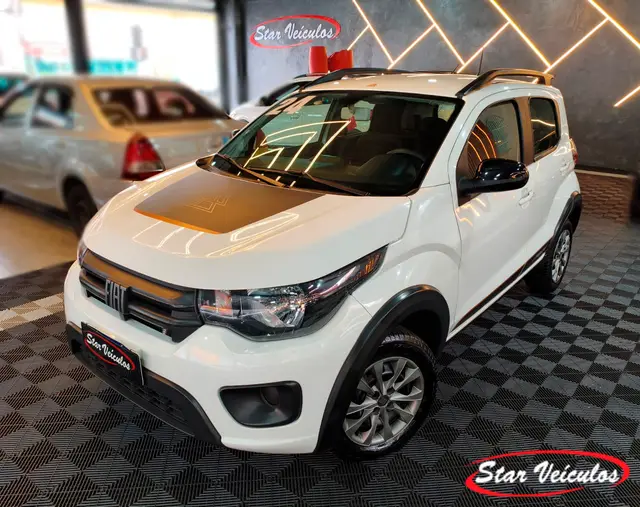 Carro Fiat Mobi 2024 Trekking 1.0