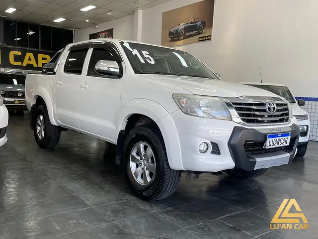 Carro Toyota Hilux Cabine Dupla 2015 Hilux 2.7 SRV CD 4x4 (Flex) (Aut)