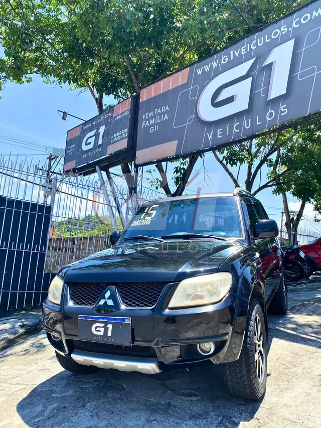 Carro Mitsubishi Pajero TR4 2015 2.0 16V O Neill (Flex)