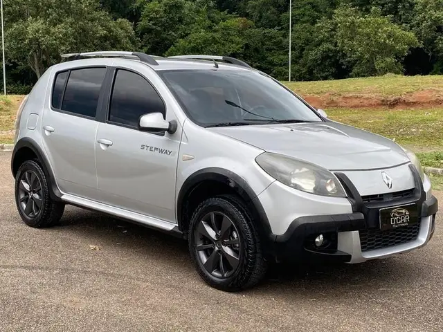 Carro Renault Sandero 2012 Authentique 1.0 16V (flex)