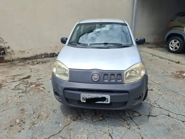 Carro Fiat Uno 2012 Vivace 1.0 8V (Flex) 4p