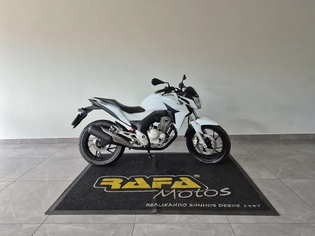 Moto Honda CB 250F Twister 2016 Standard