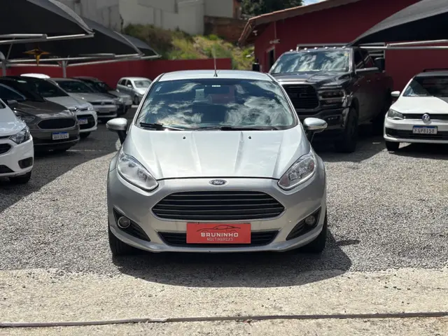 Carro Ford New Fiesta Hatch 2015 New Fiesta SE 1.5 16V