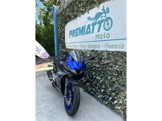 Moto Yamaha YZF R15 2025 ABS