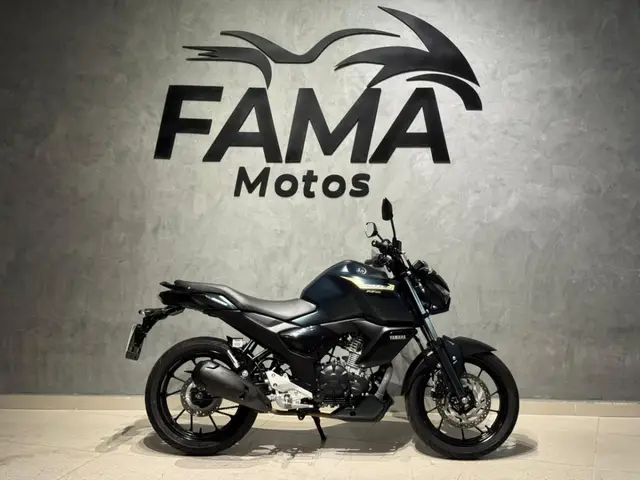 Moto Yamaha Fazer FZ15 2025 Connected