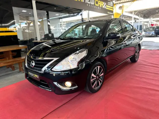 Carro Nissan Versa 2018 1.6 16V SL FlexStart CVT (Flex)