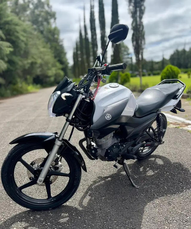 Moto Yamaha YBR 150 Factor 2023 150i ED