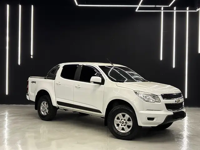 Carro Chevrolet S10 Cabine Dupla 2016 S10 2.8 CTDI LT 4WD (Cabine Dupla) (Aut)