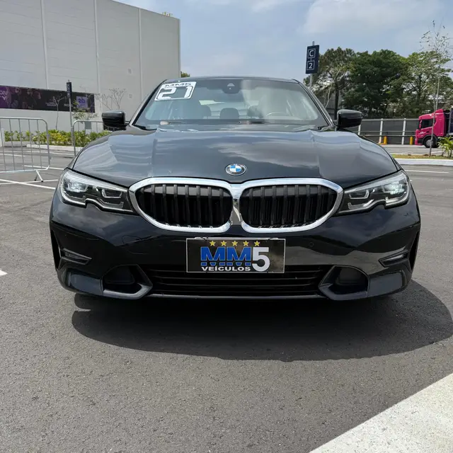 Carro BMW 320i 2021  GP 2.0 Turbo (Aut)