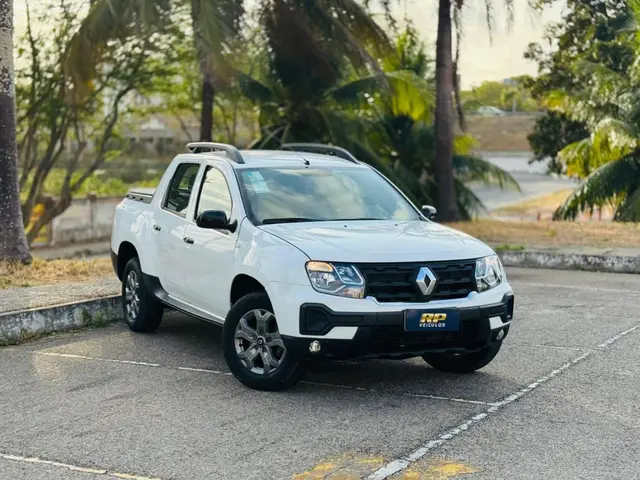 Carro Renault Oroch 2023 Intense 1.6 (Flex)