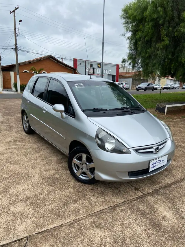 Carro Honda Fit 2007 LX 1.4 (flex)