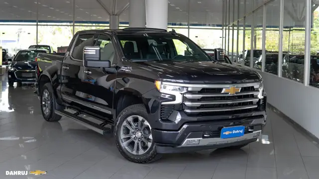 Carro Chevrolet Silverado 2024 High Country 5.3