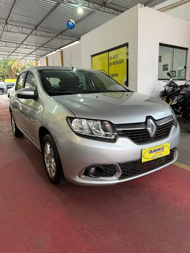 Carro Renault Sandero 2015 Dynamique 1.6 8V