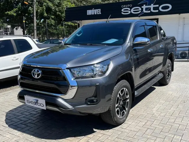 Carro Toyota Hilux Cabine Dupla 2024 SRX 4x4 2.8 Diesel