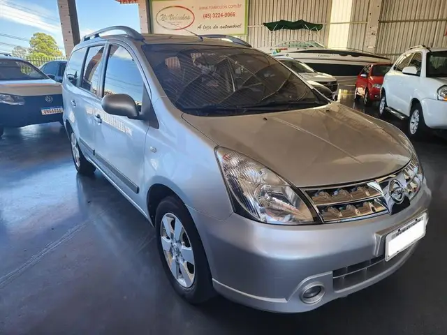 Carro Nissan Grand Livina 2012 SL 1.8 16V (flex) (aut)