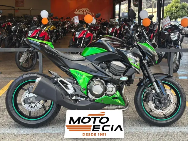 Moto Kawasaki Z 800 2014 Z-800