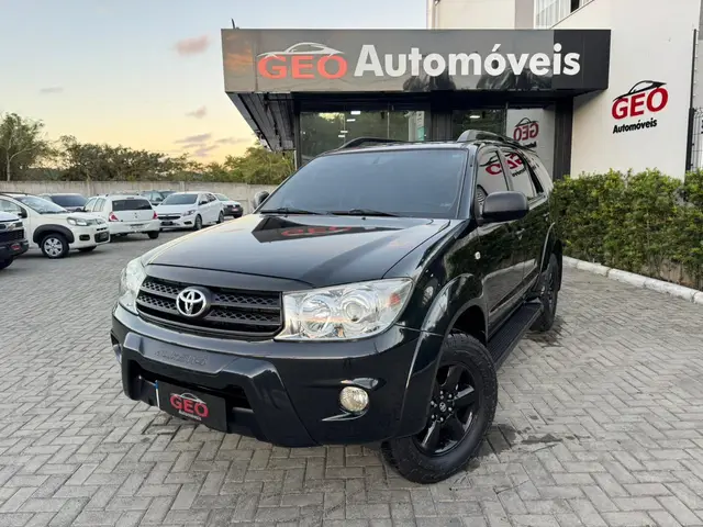 Carro Toyota Hilux SW4 2010 SR 4x2 2.7 VVT-i (aut)