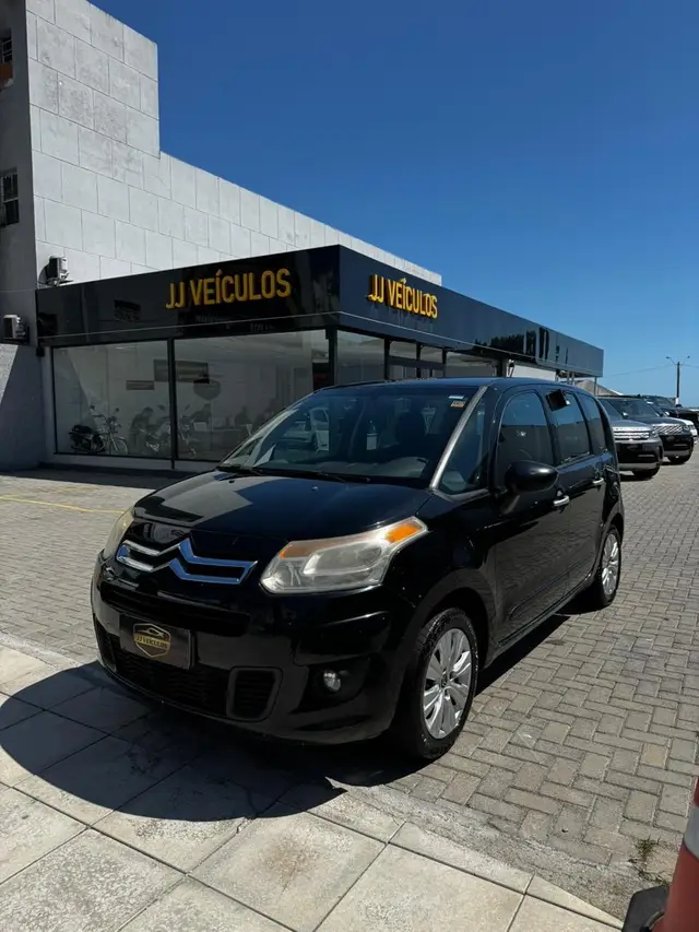 Carro Citroën C3 Picasso 2014 GLX 1.5 8V (Flex)