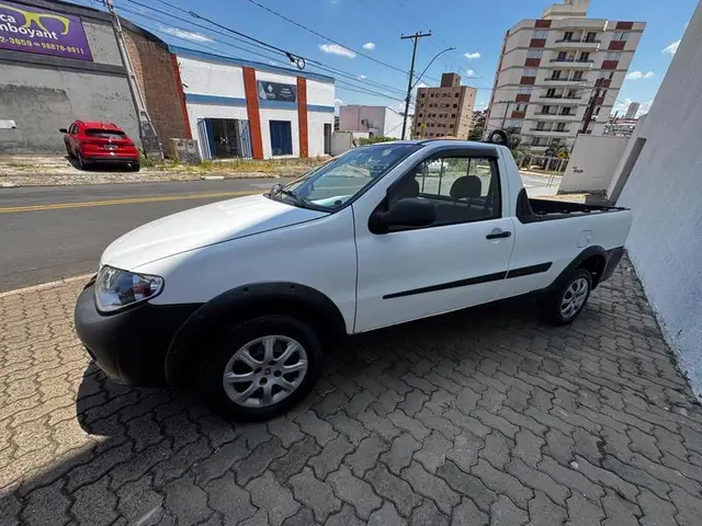 Carro Fiat Strada 2012 Fire 1.4 (Flex)
