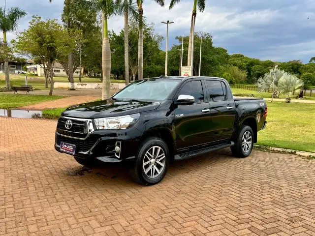 Carro Toyota Hilux Cabine Dupla 2020 Hilux 2.8 TDI SRV CD 4x4 (Aut)