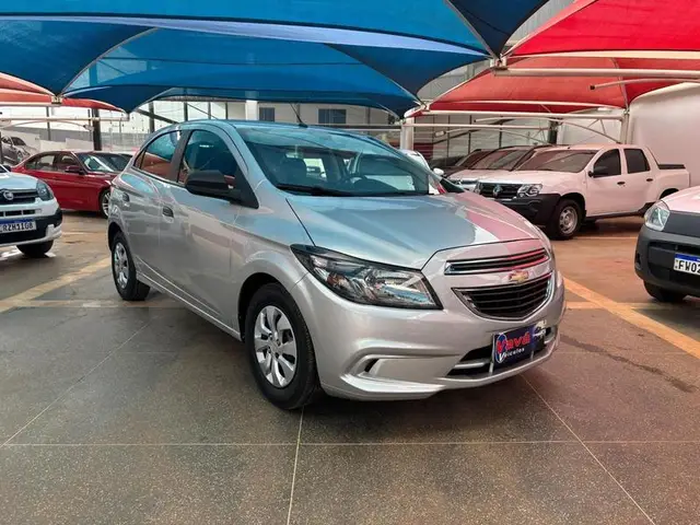 Carro Chevrolet Onix 2019 1.0 Joy SPE/4