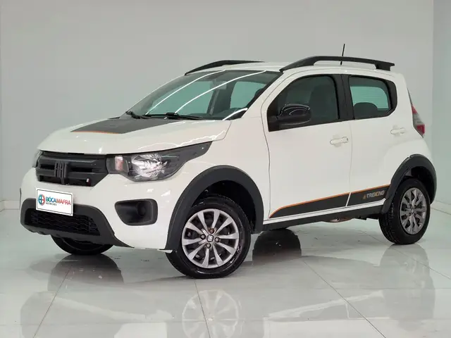 Carro Fiat Mobi 2024 Trekking 1.0