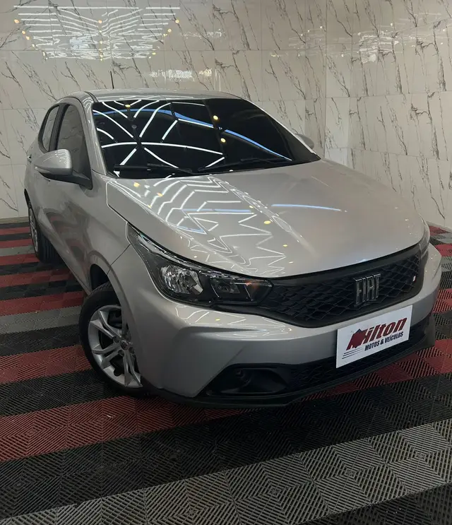Carro Fiat Argo 2025 Drive 1.0