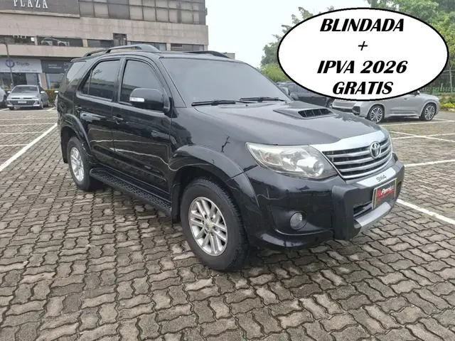 Carro Toyota SW4 2015 Hilux  3.0 TDI 4x4 SRV 7L