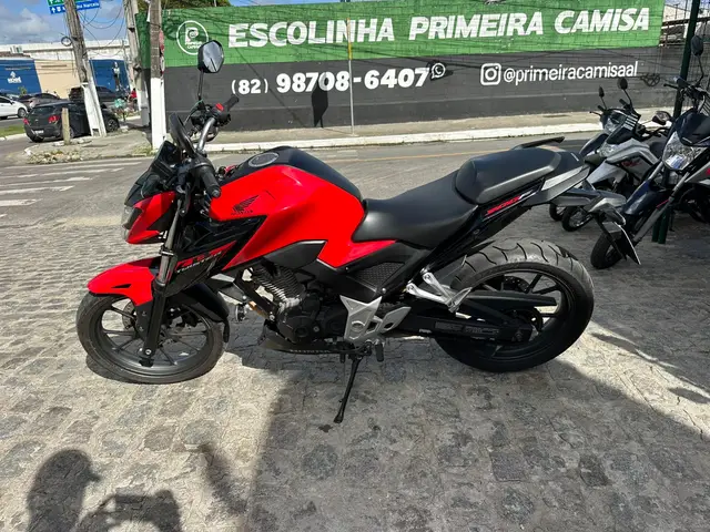 Moto Honda CB 300F Twister 2024 (ABS)