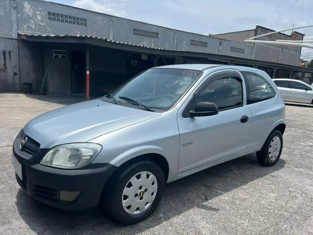 Carro Chevrolet Celta 2010 Life 1.0 VHCE (Flex) 2p