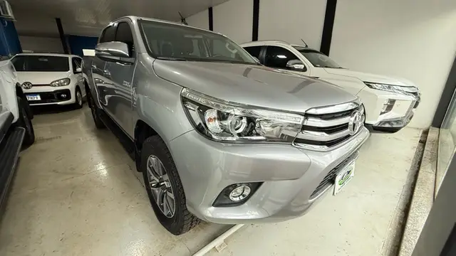Carro Toyota Hilux Cabine Dupla 2018 Hilux 2.8 TDI SRX CD 4x4 (Aut)