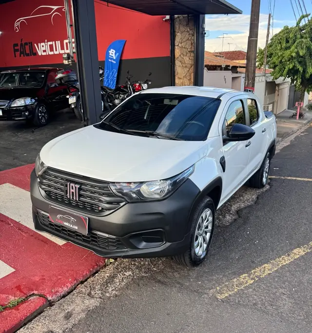 Carro Fiat Strada 2022 Endurance 1.4 CD (Flex)