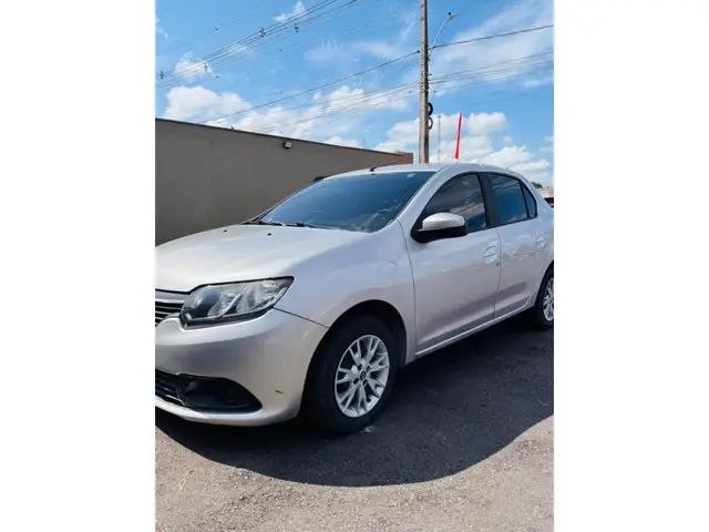 Carro Renault Logan 2016 Expression 1.0 16V (flex)