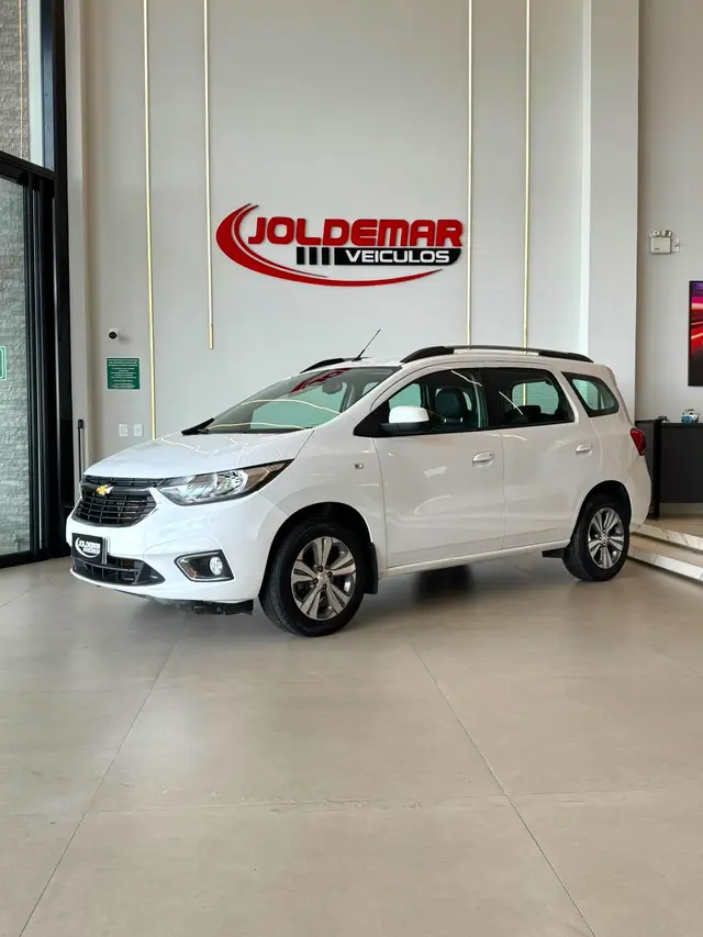 Carro Chevrolet Spin 2024 Premier 1.8 (Aut.)