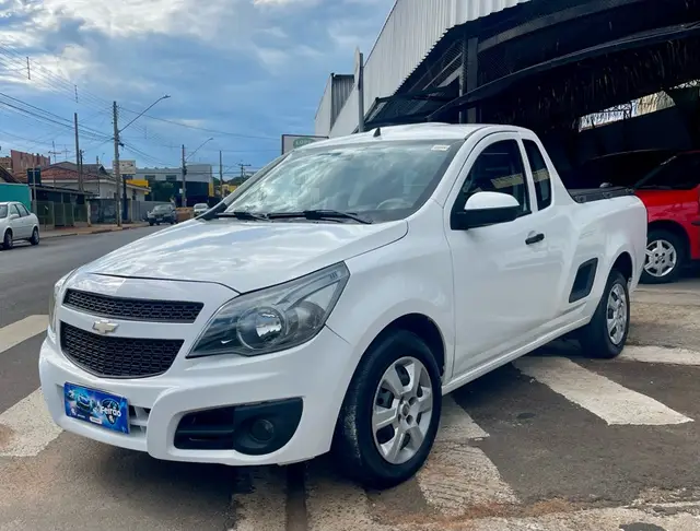 Carro Chevrolet Montana 2014 LS 1.4 (Flex)