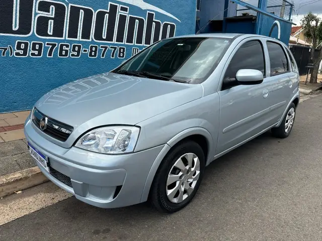 Carro Chevrolet Corsa Hatch 2010 Premium 1.4 (Flex)