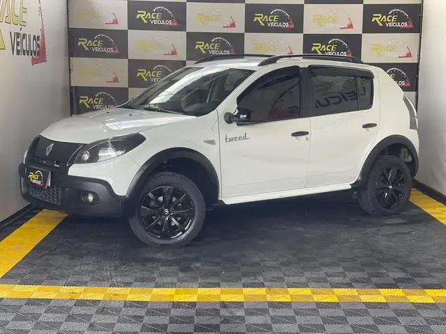 Carro Renault Sandero Stepway 2014 1.6 8V (flex)