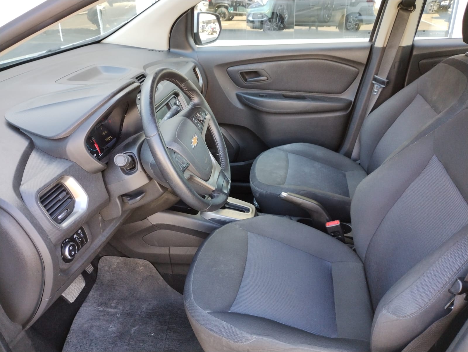 gm - chevrolet spin lt 1.8 (aut.)