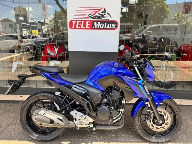 Moto Yamaha Fazer FZ25 2025 Flex