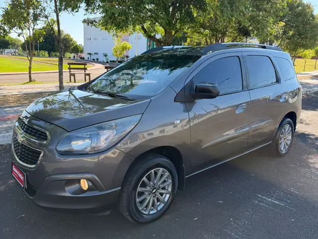 Carro Chevrolet Spin 2014 LT 5S 1.8 (Aut) (Flex)