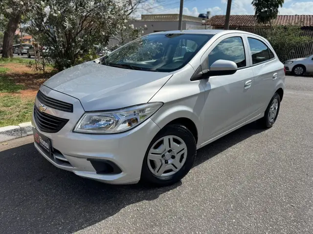 Carro Chevrolet Onix 2017 1.0 Joy SPE/4