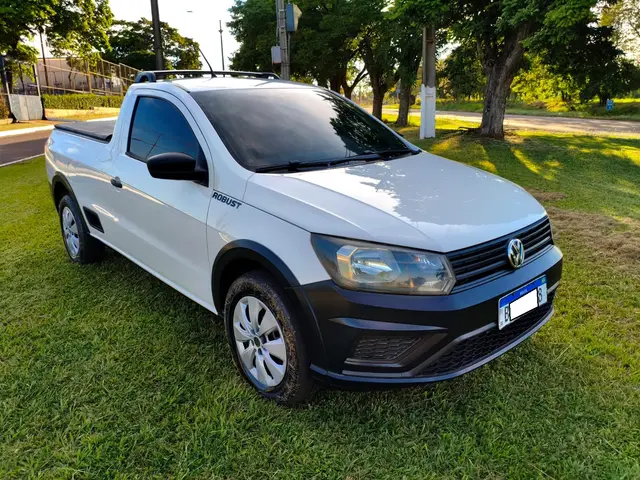 Carro Volkswagen Saveiro 2017 Robust 1.6 MSI CS (Flex)