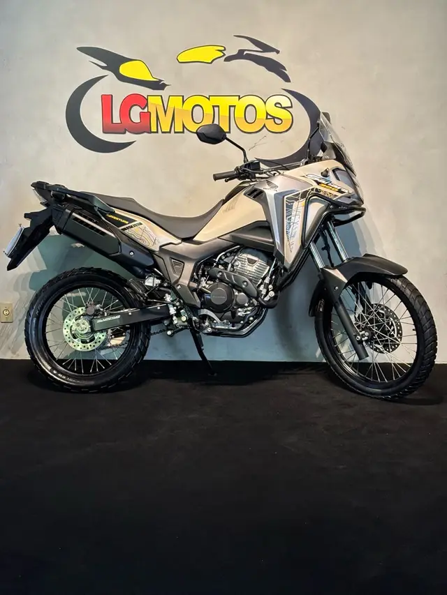 Moto Honda XRE Sahara 300 2024 Adventure