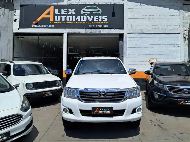 Carro Toyota Hilux Cabine Dupla 2013 Hilux 2.7 SR CD 4x2 (Flex) (Aut)