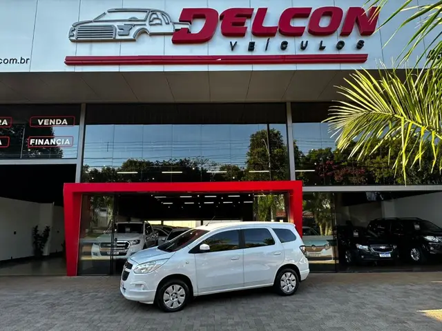 Carro Chevrolet Spin 2013 LS 5S 1.8 (Flex)