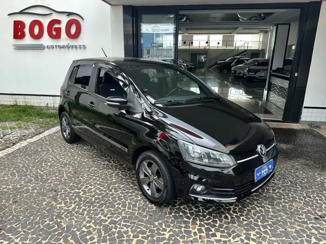 Carro Volkswagen Fox 2017 1.6 MSI Run (Flex)