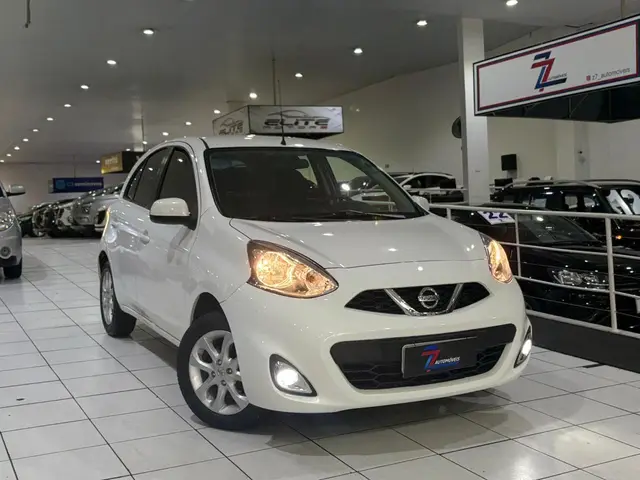Carro Nissan March 2016 1.6 16V Rio 2016 (Flex)