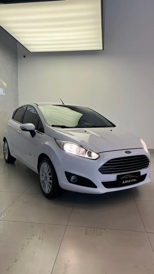 Carro Ford New Fiesta Hatch 2016 New Fiesta Titanium 1.6 16V